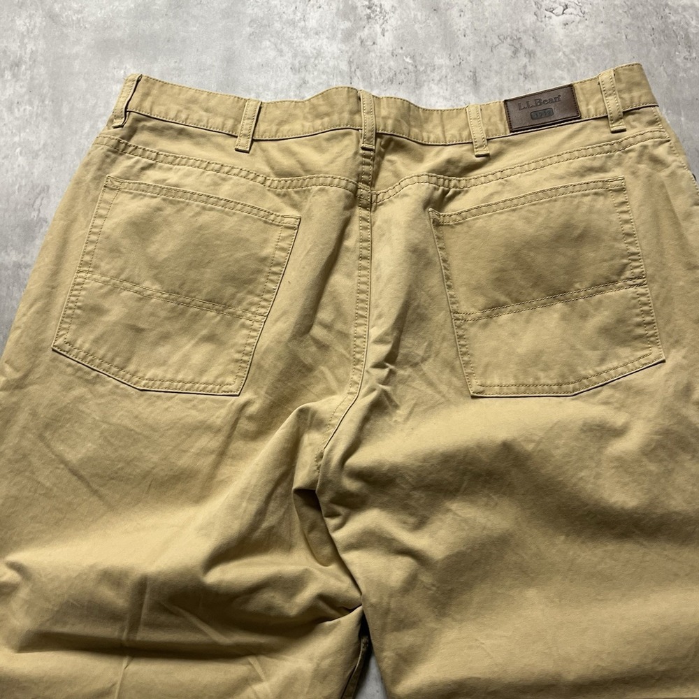 L.L.Bean Straight Fit Jeans Classic Casual Pants Beige Size 40x29 - Picture 8 of 10